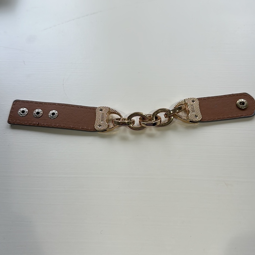 Chain Link Bracelet - Picture 2 of 2